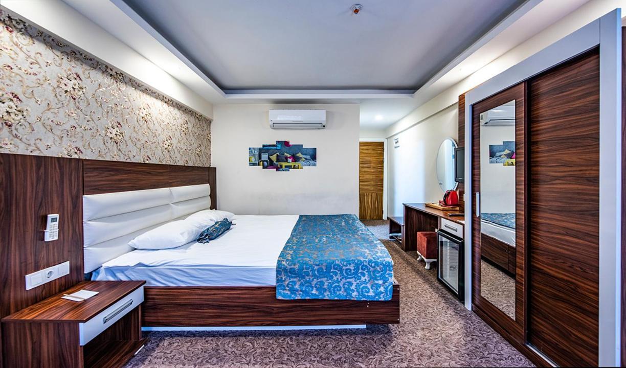 Madi Otel İzmir Buitenkant foto